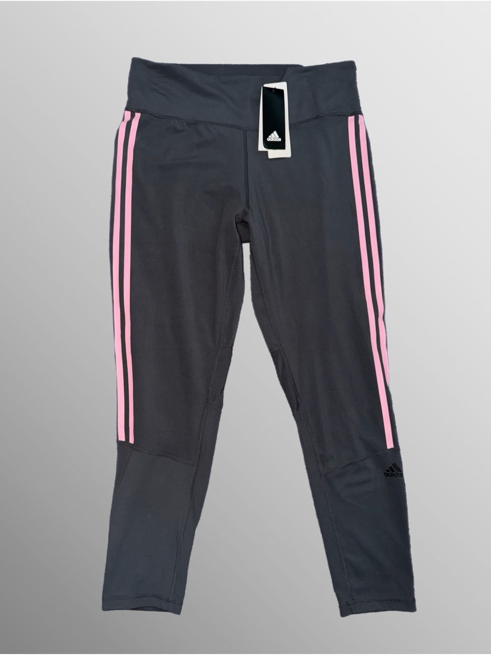 NWT Adidas women’s athletic training high rise shorts